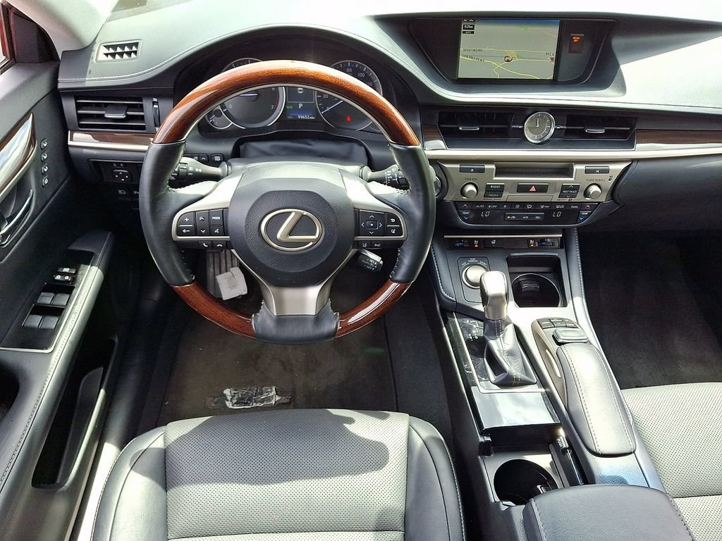 Used 2018 Lexus ES 350 w/ Navigation System Package FWD image 10