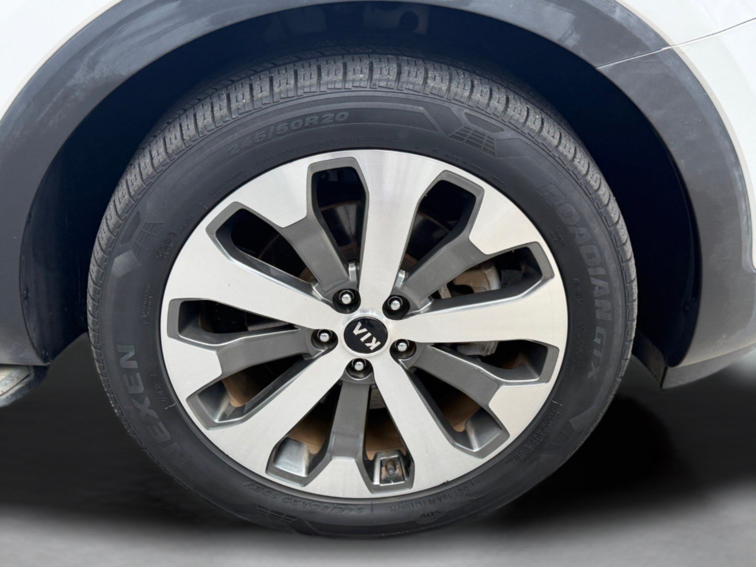 Used 2021 Kia Telluride S FWD image 18