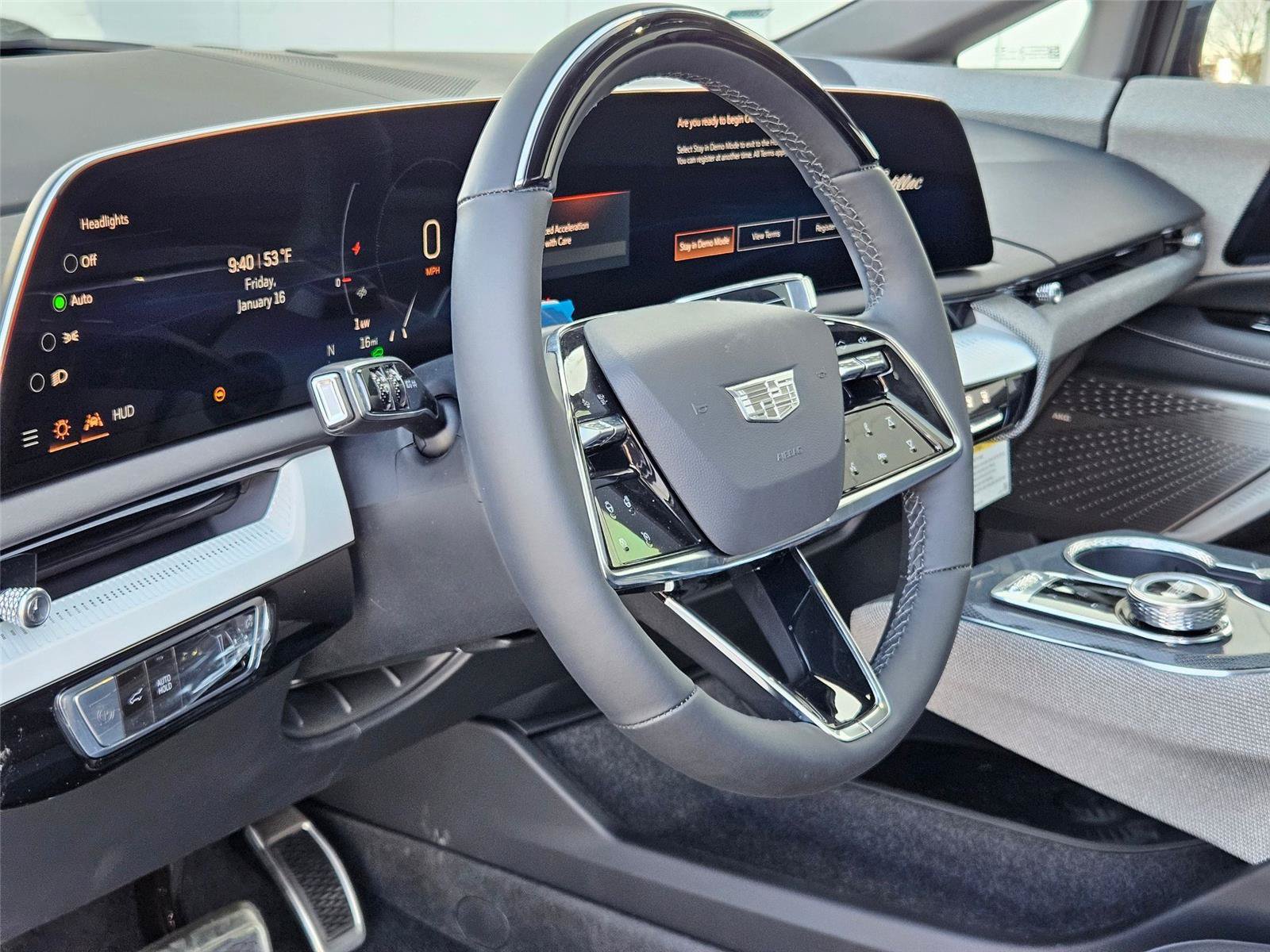 New 2026 Cadillac Optiq Sport 2 w/ LPO, Floor Liner Package AWD/4WD image 10