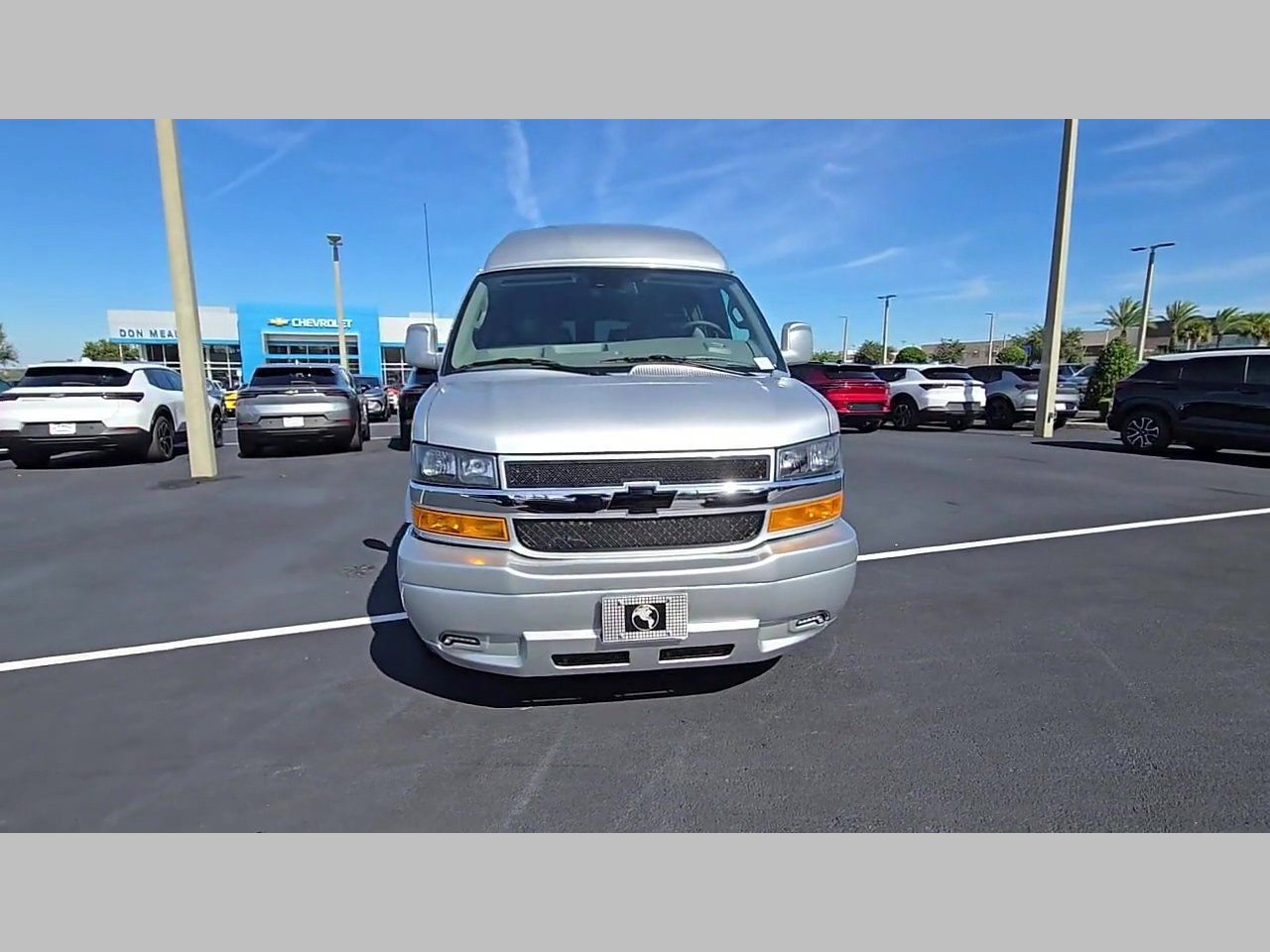 New 2025 Chevrolet Express 2500 Extended image 30