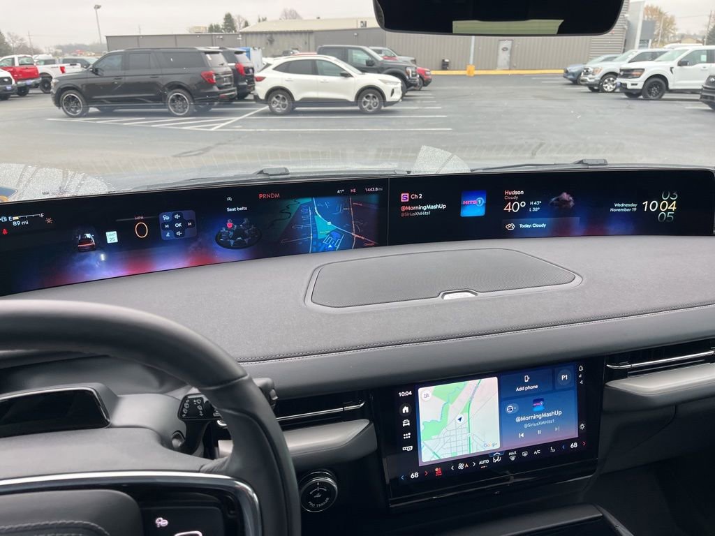 Used 2025 Lincoln Navigator L Reserve w/ Jet Appearance Package image 22