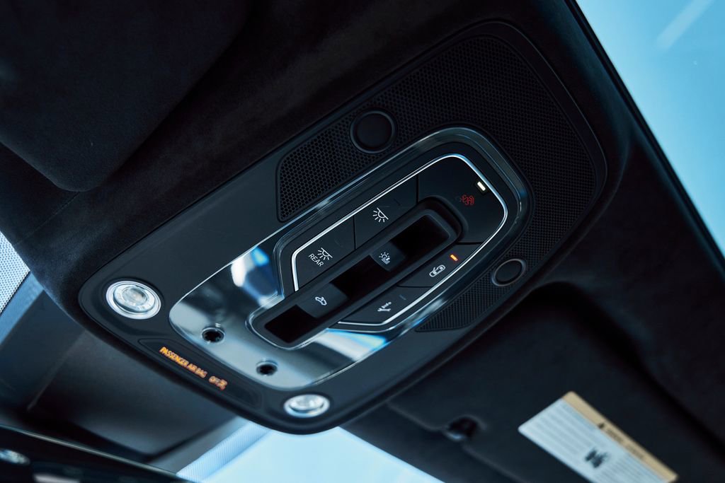 Used 2024 Lamborghini Urus S image 86