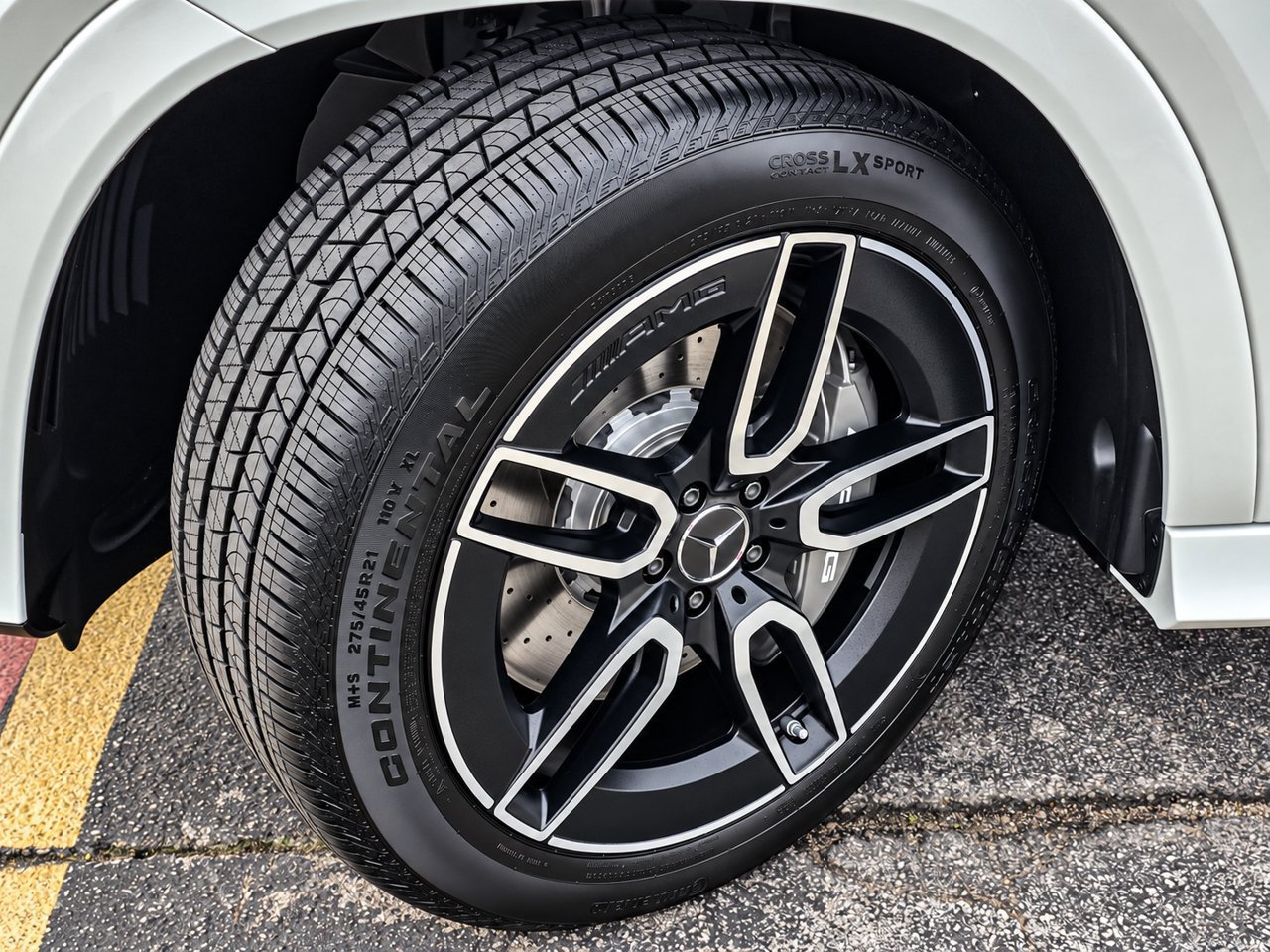 New 2027 Mercedes-Benz GLE 53e AMG 4MATIC Coupe image 13