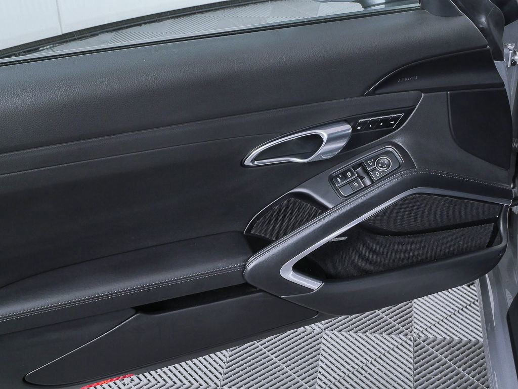 Certified 2019 Porsche 911 Carrera S image 6