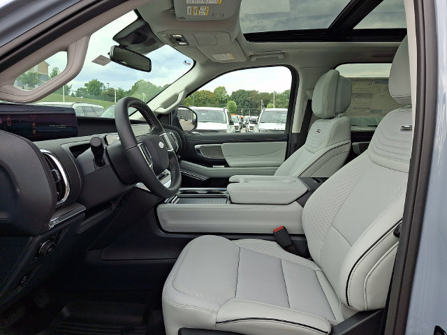 New 2027 Ford Expedition Max Platinum w/ Platinum Ultimate Package AWD/4WD image 7