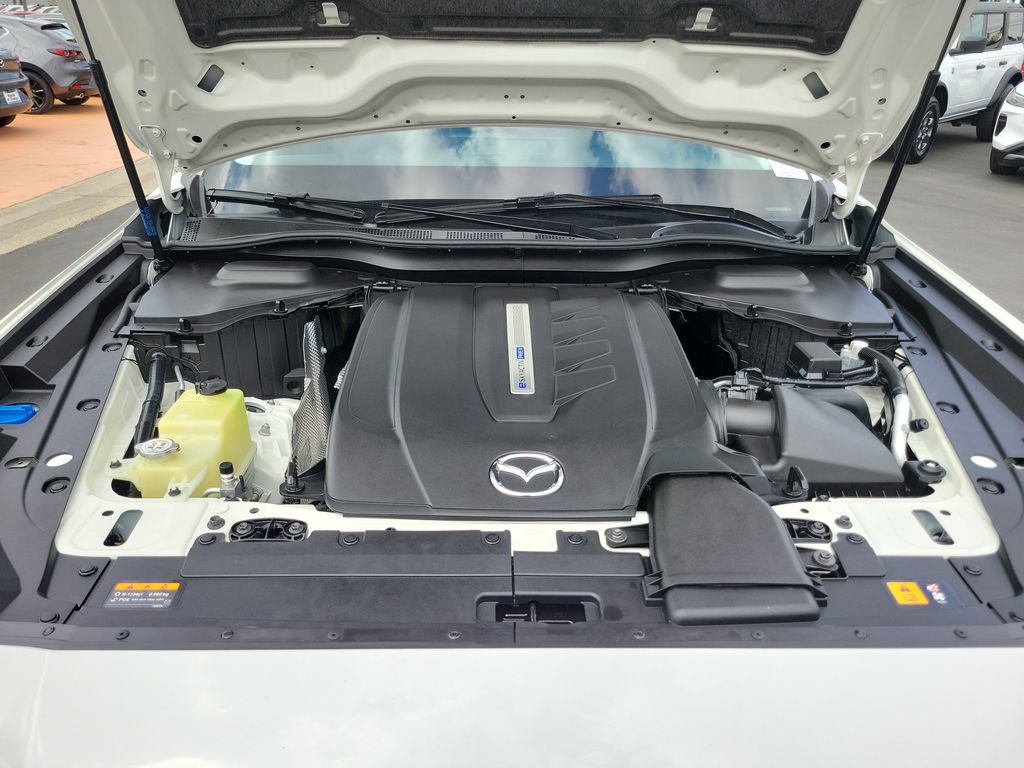 Certified 2024 MAZDA CX-90 Plug-In Hybrid w/ Preferred AWD/4WD image 31