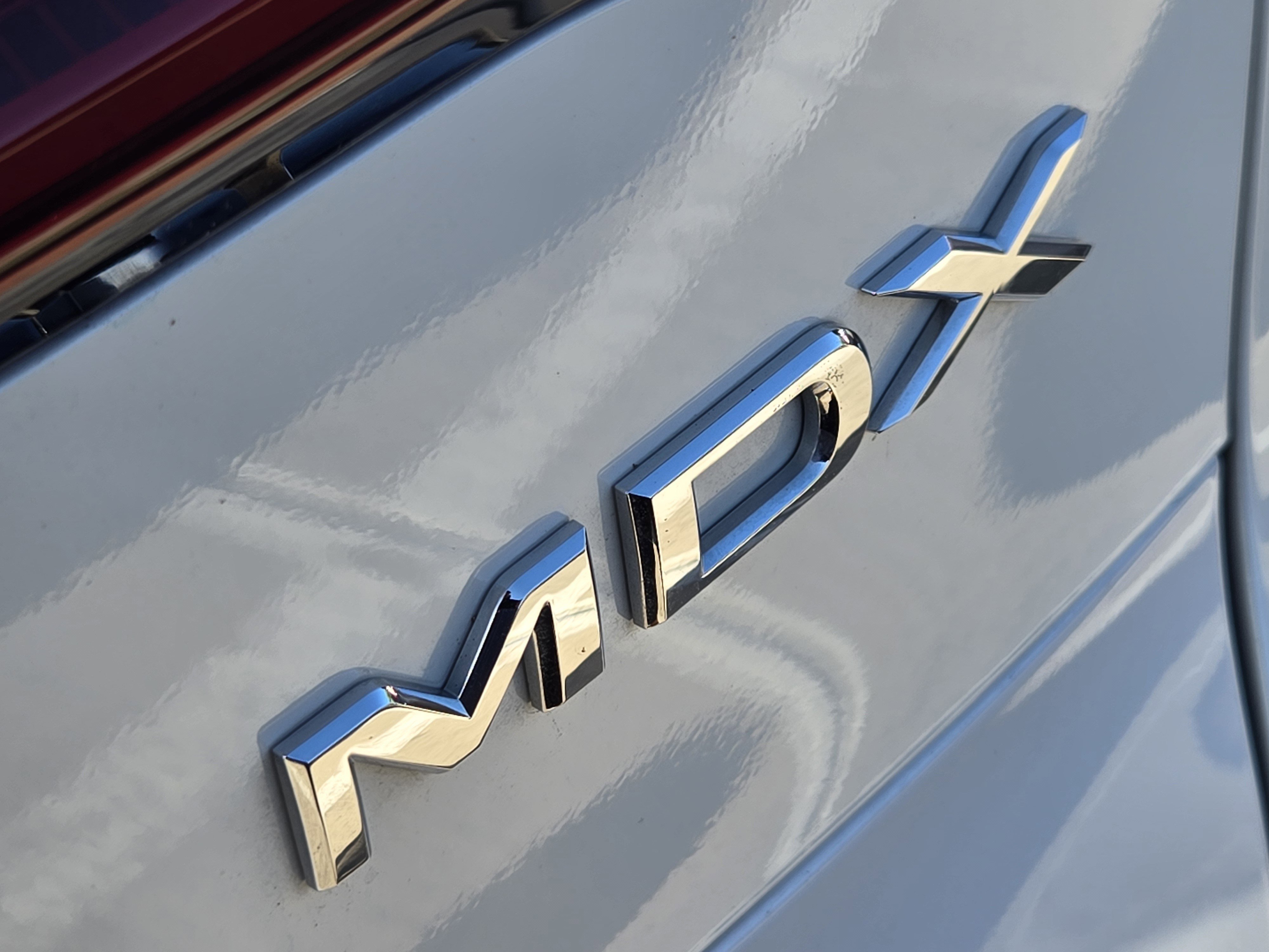 Used 2025 Acura MDX FWD w/ Technology Package image 11