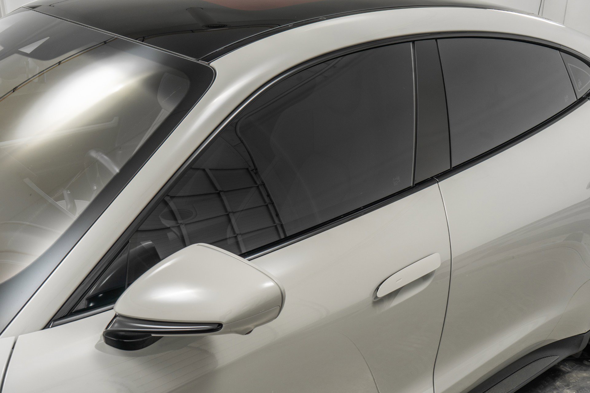 Used 2021 Porsche Taycan Turbo S image 35