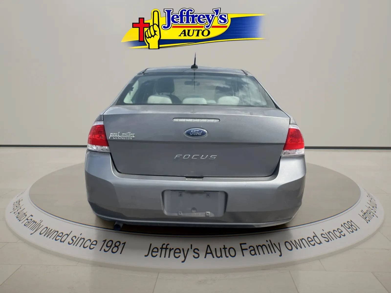 Used 2011 Ford Focus S FWD image 4