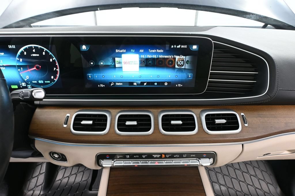 Used 2021 Mercedes-Benz GLS 450 4MATIC image 33