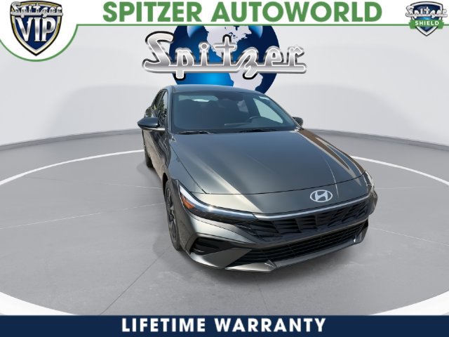 New 2026 Hyundai Elantra Sport FWD image 4