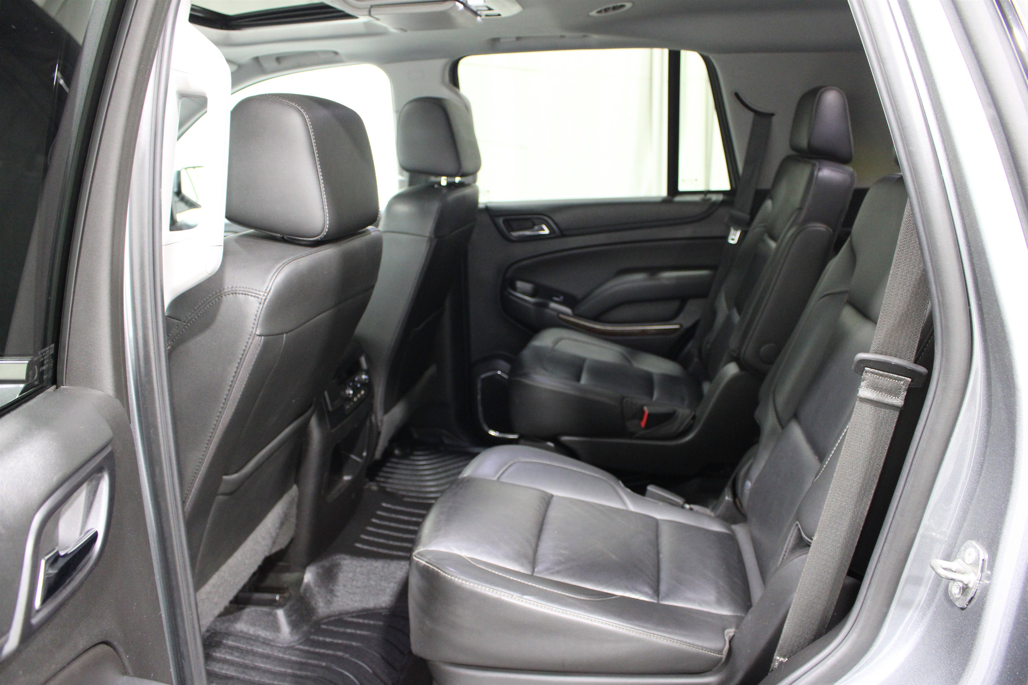 Used 2018 Chevrolet Tahoe LT AWD/4WD image 20