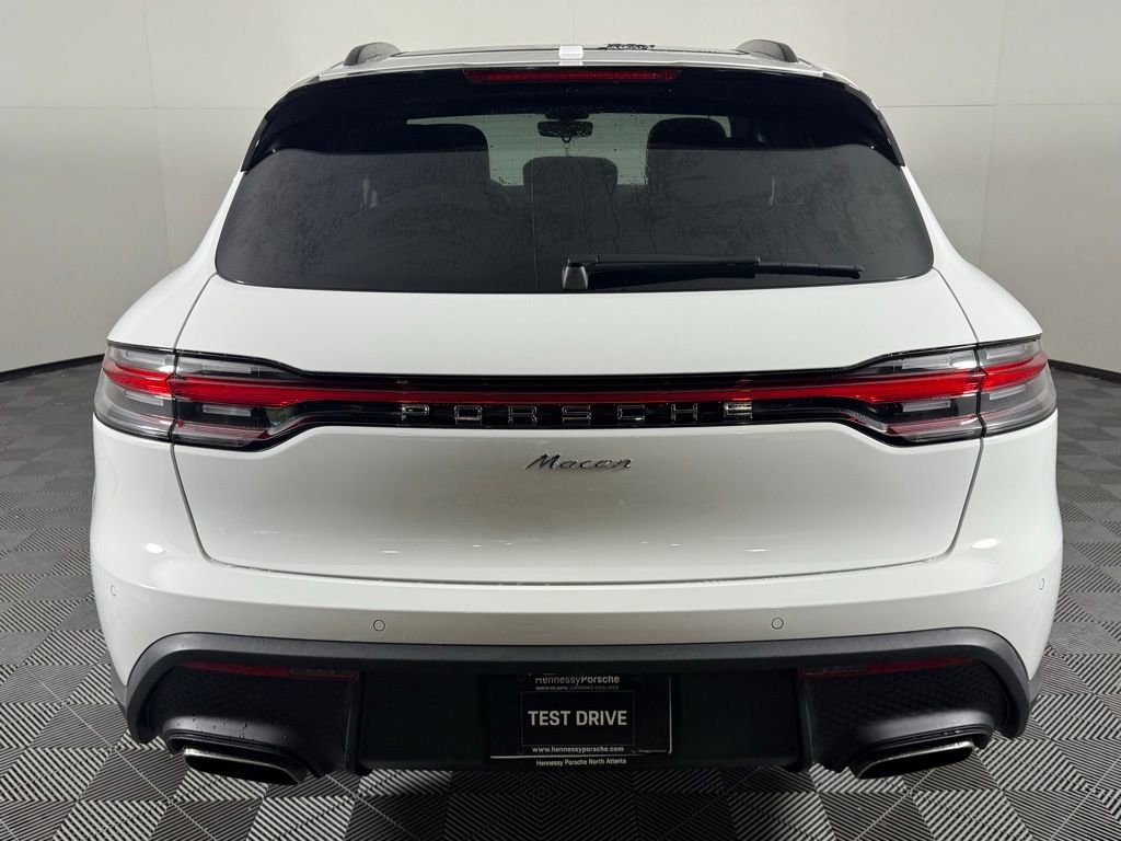 New 2026 Porsche Macan image 6