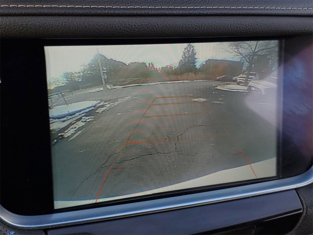 Used 2018 Cadillac XT5 Luxury w/ Driver Awareness Package image 20