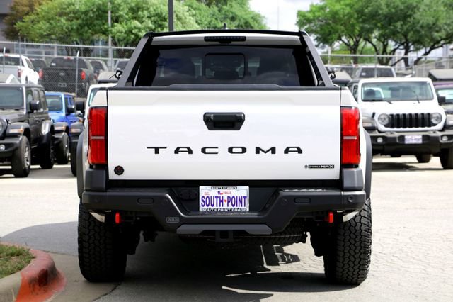 Used 2025 Toyota Tacoma 4x4 Double Cab Hybrid image 6