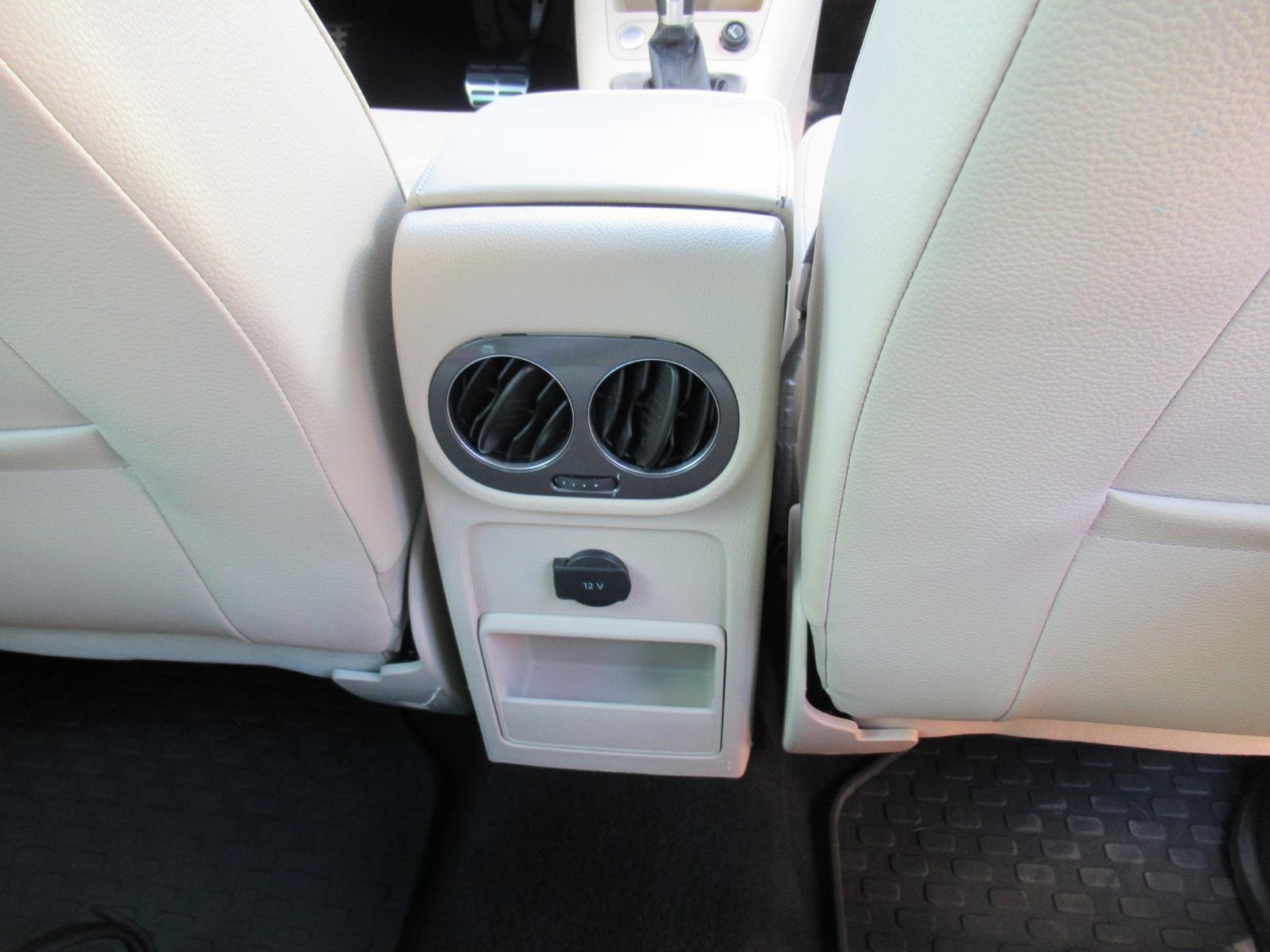 Used 2016 Volkswagen Tiguan R-Line FWD image 30