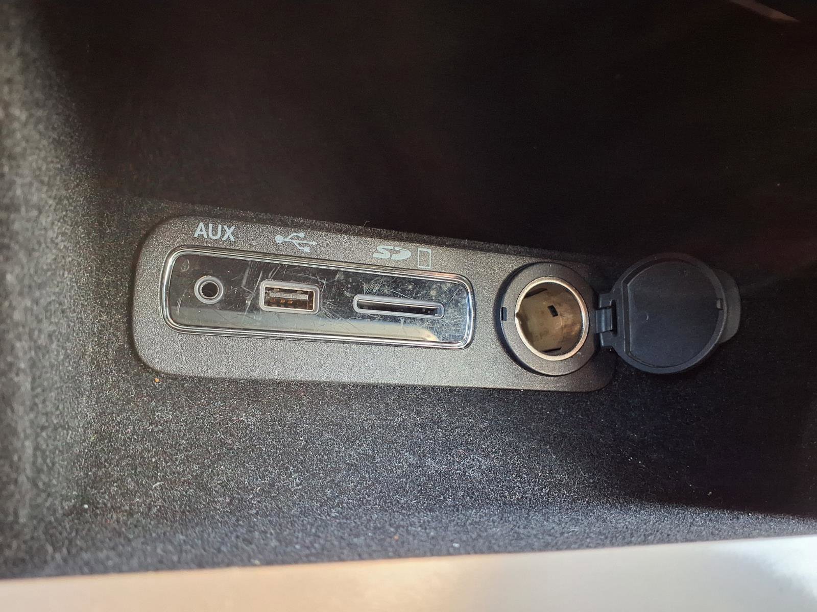 Used 2015 Jeep Grand Cherokee Laredo w/ Quick Order Package 23E image 6