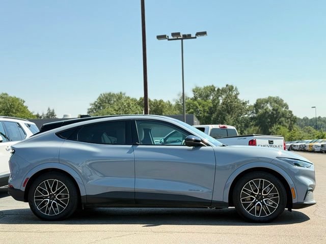 Certified 2025 Ford Mustang Mach-E Premium AWD/4WD image 33