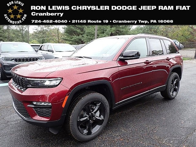 New 2025 Jeep Grand Cherokee Limited w/ Black Appearance Package