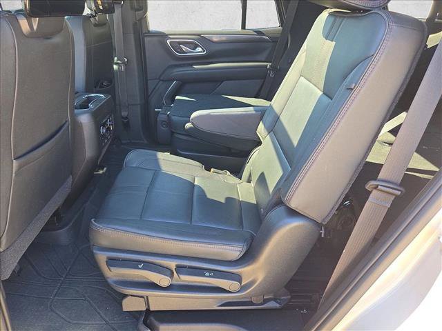 Used 2021 Chevrolet Tahoe RST w/ Luxury Package RWD image 19