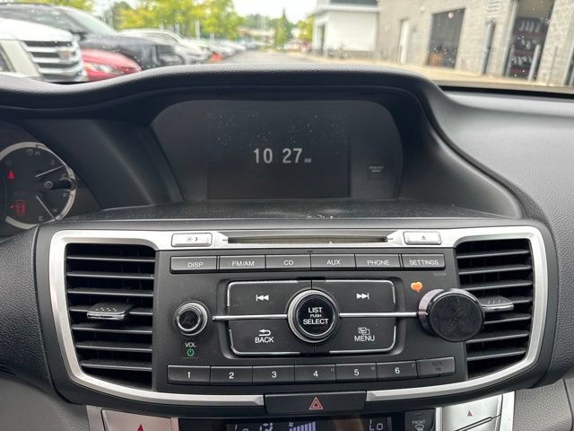 Used 2015 Honda Accord LX image 12