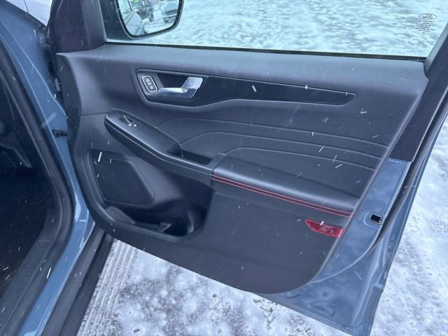 Used 2023 Ford Escape ST-Line image 7