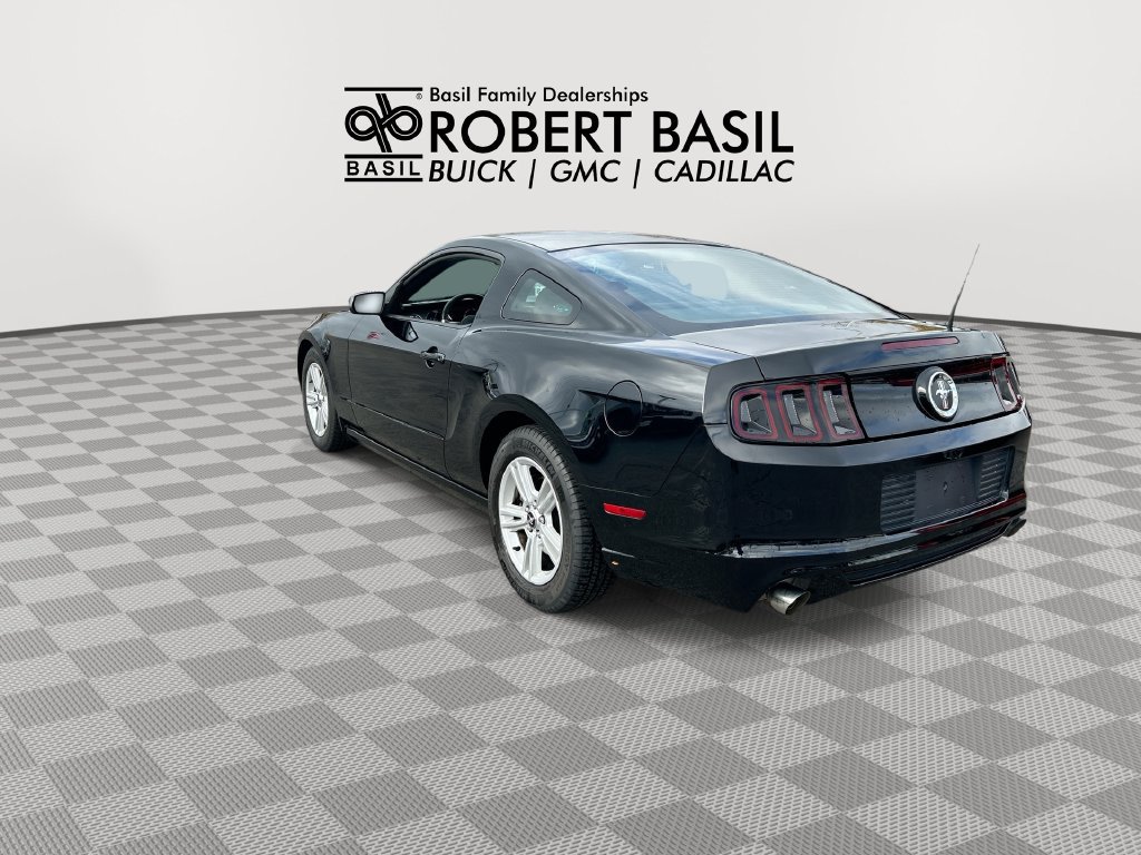Used 2014 Ford Mustang Coupe RWD image 6