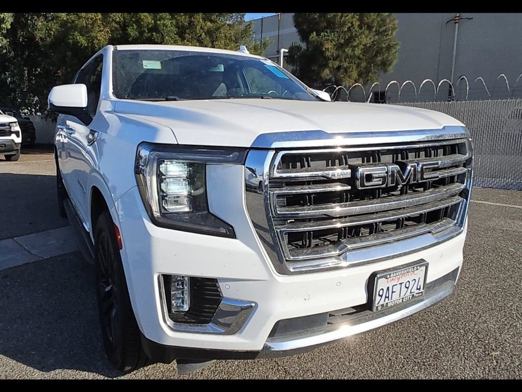 Used 2022 GMC Yukon XL SLT w/ SLT Luxury Package RWD image 7