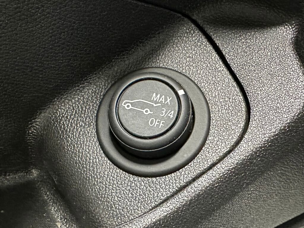 Used 2020 GMC Terrain SLE w/ Driver Convenience Package image 17