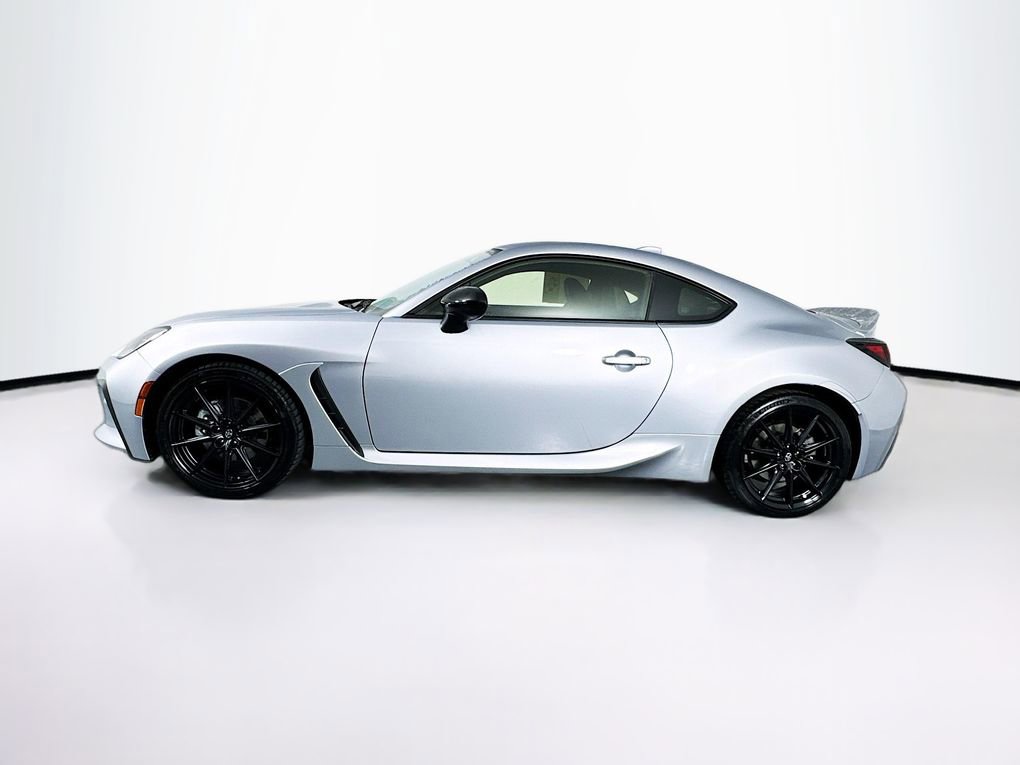 Used 2024 Toyota GR86 Premium image 6
