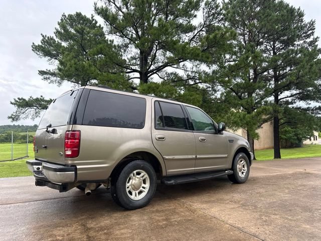 Used 2002 Ford Expedition XLT RWD image 19