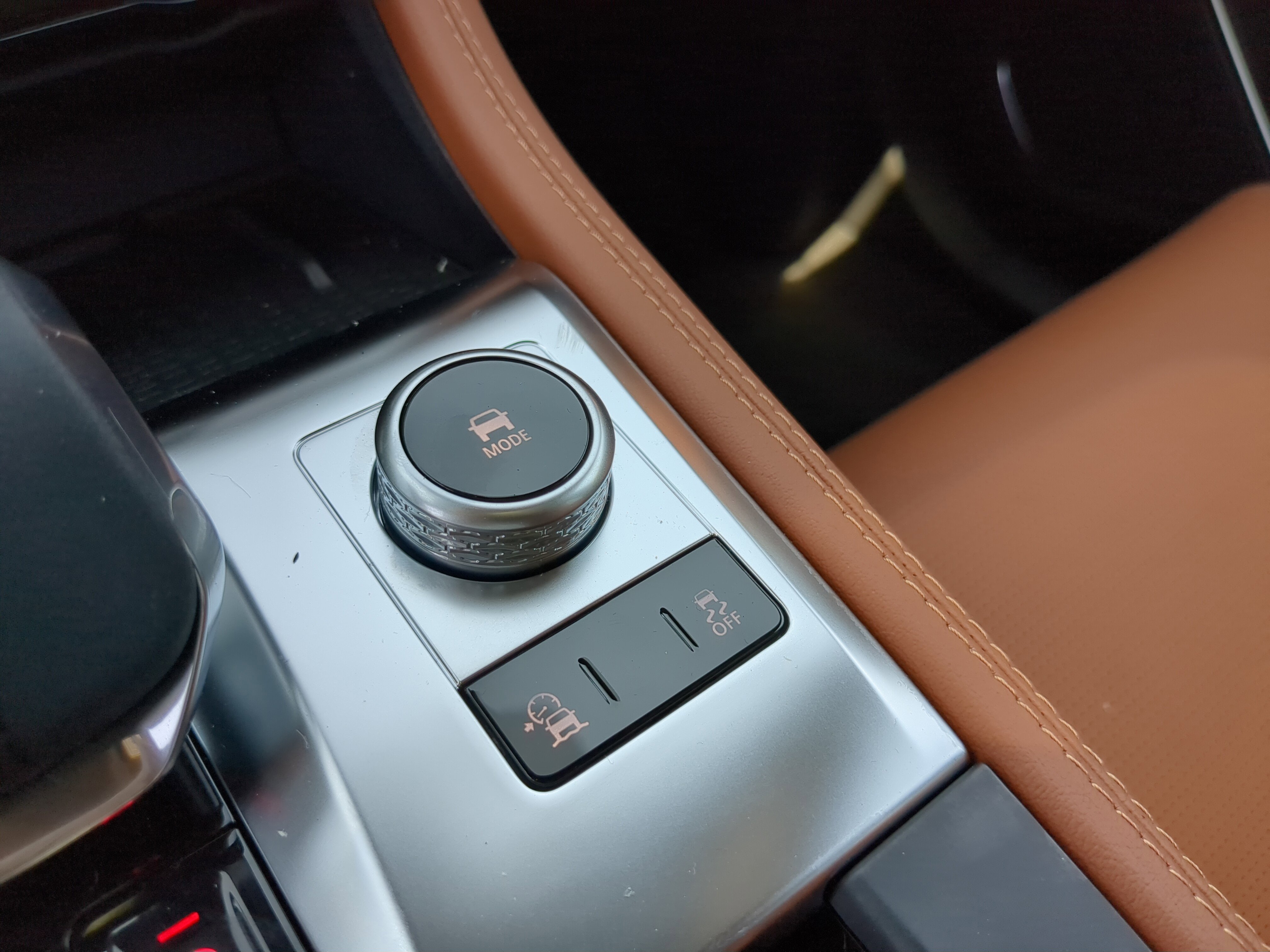 New 2026 Jaguar F-PACE R-Dynamic S image 24