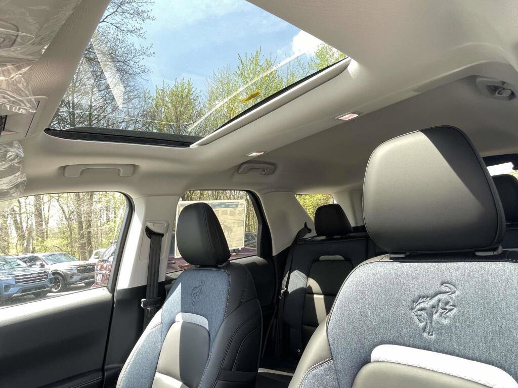 New 2025 Ford Bronco Sport Outer Banks w/ Sasquatch Outer Banks Package AWD/4WD image 5