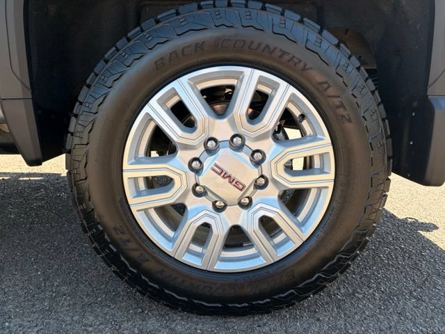 Used 2022 GMC Sierra 2500 SLT w/ SLT Premium Package AWD/4WD image 6