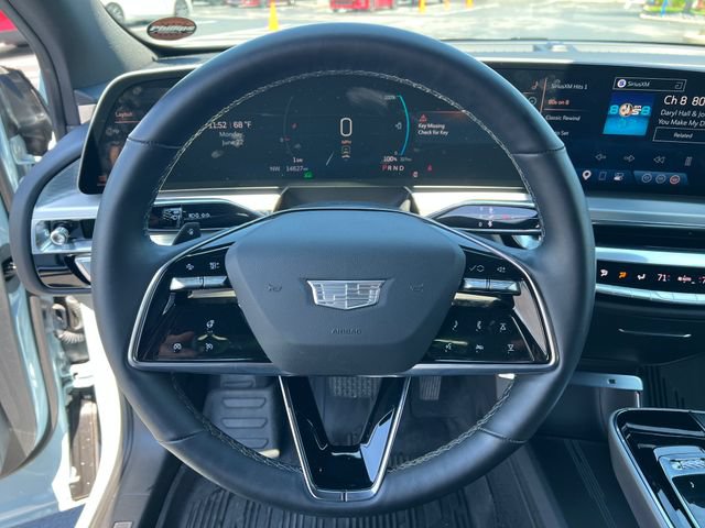 Used 2024 Cadillac Lyriq Luxury w/ LPO, Floor Liner Package AWD/4WD image 15