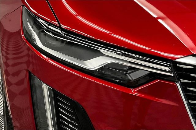 Used 2023 Cadillac XT6 Premium Luxury image 36