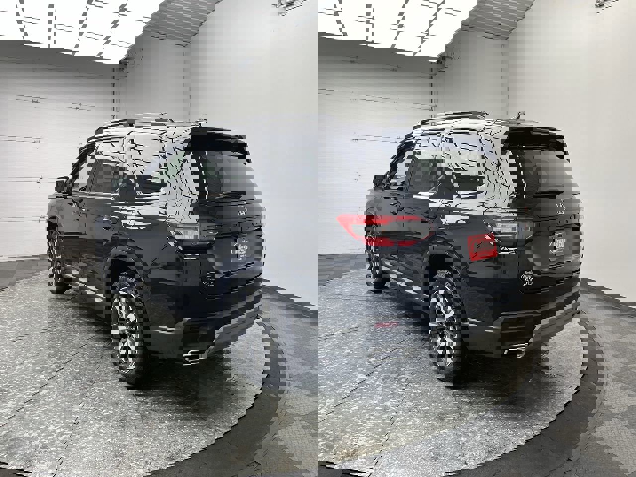 Used 2023 Honda Pilot Elite image 2