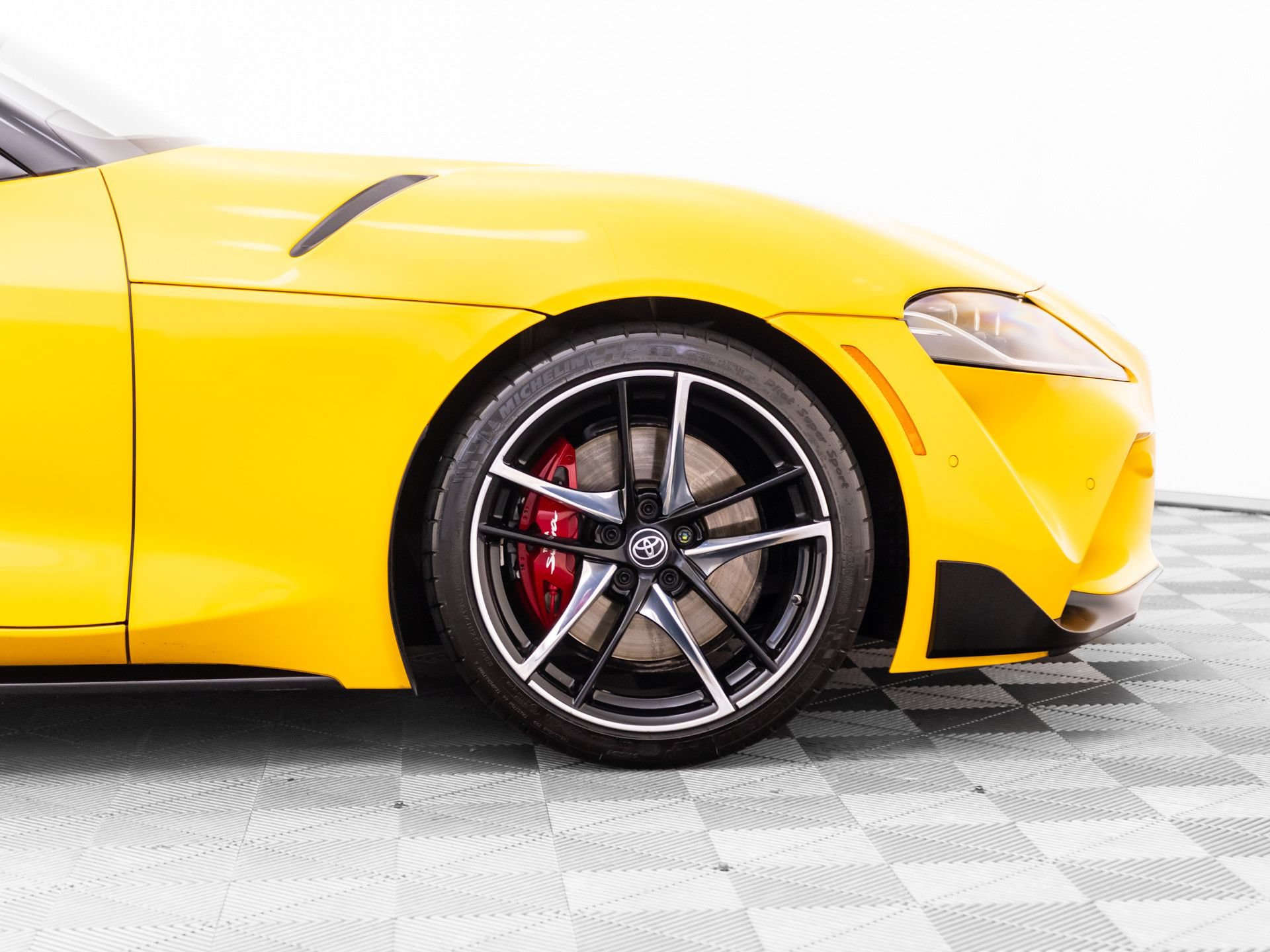 Used 2021 Toyota Supra Premium w/ Driver Assist Package RWD image 29