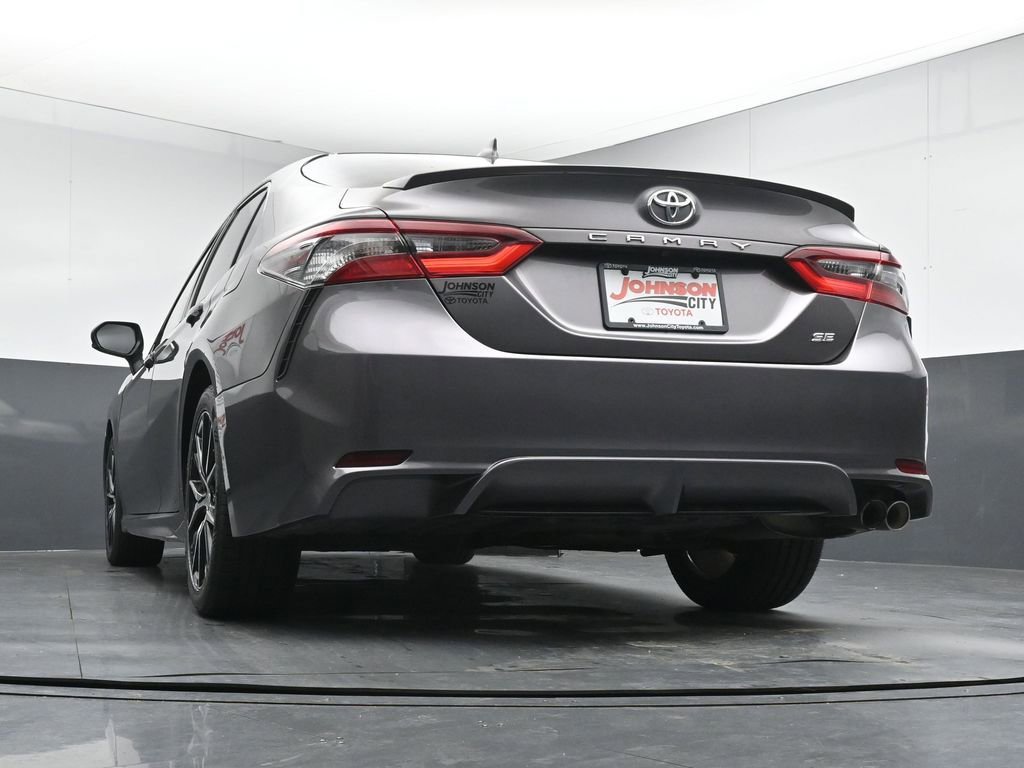 Used 2022 Toyota Camry SE FWD image 37