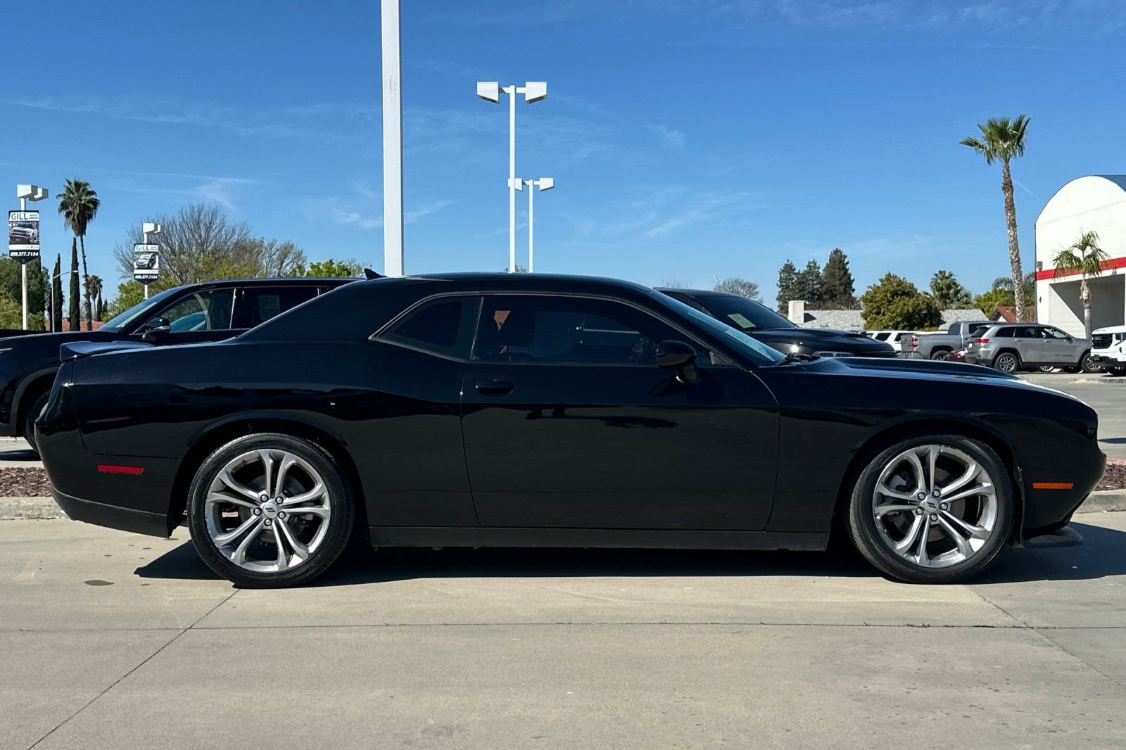 Used 2022 Dodge Challenger GT w/ Plus Package image 7