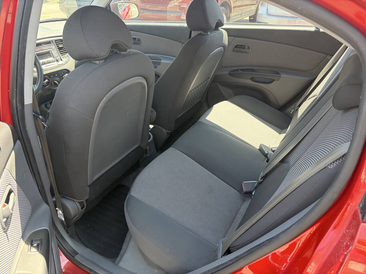 Used 2011 Kia Rio5 w/ Value Pkg FWD image 12
