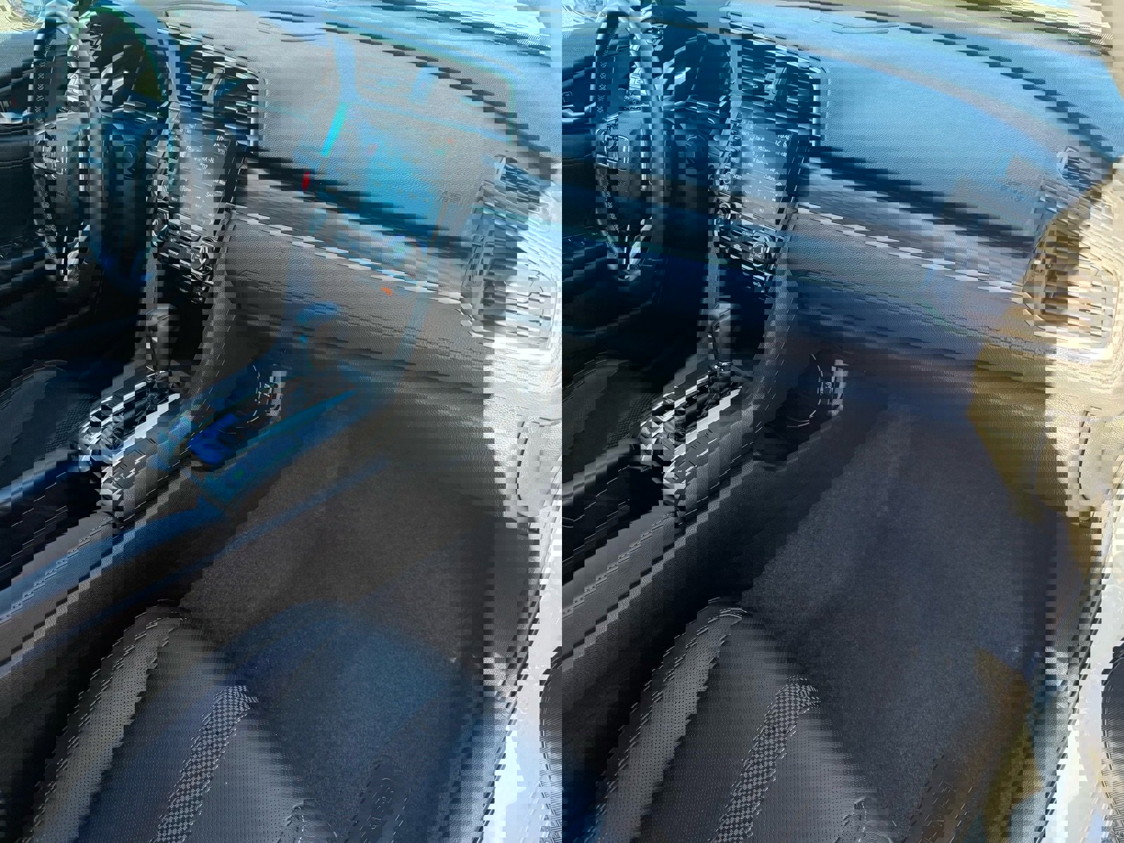 Used 2021 Honda Civic Touring image 31