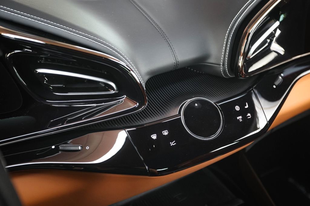 Used 2026 Ferrari Purosangue image 35