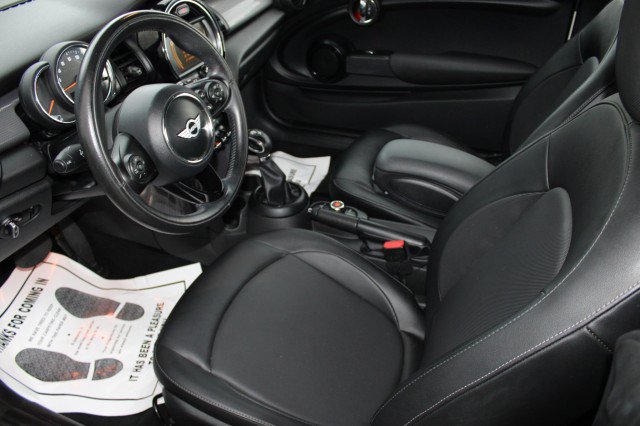 Used 2018 MINI Cooper Convertible FWD image 17