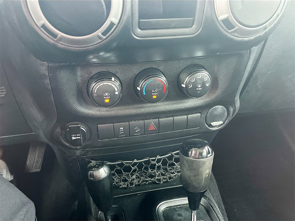 Used 2013 Jeep Wrangler Unlimited Sport w/ Trailer Tow Group image 14