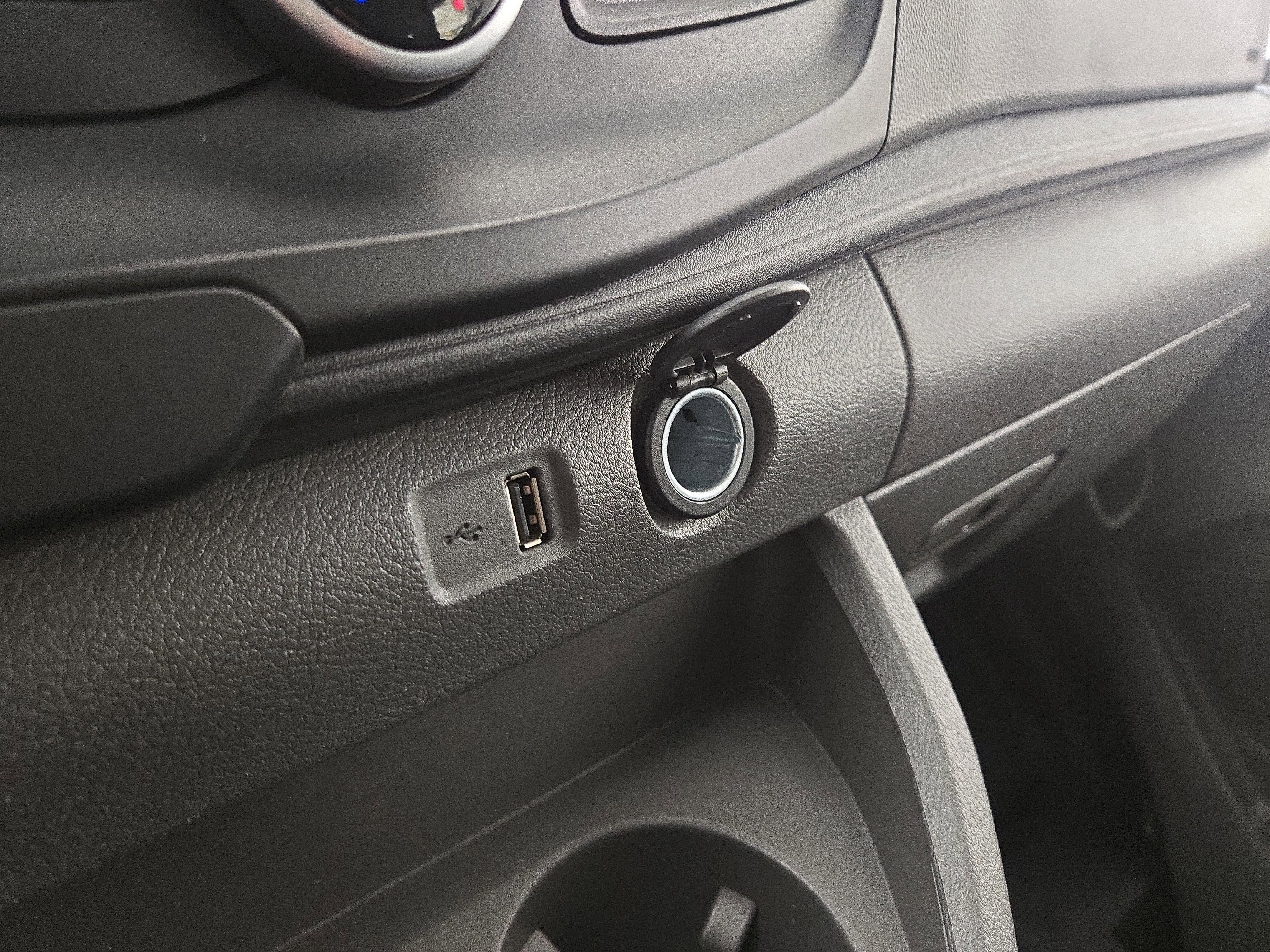 Used 2024 Ford Transit 250 Low Roof AWD w/ Exterior Upgrade Package image 24