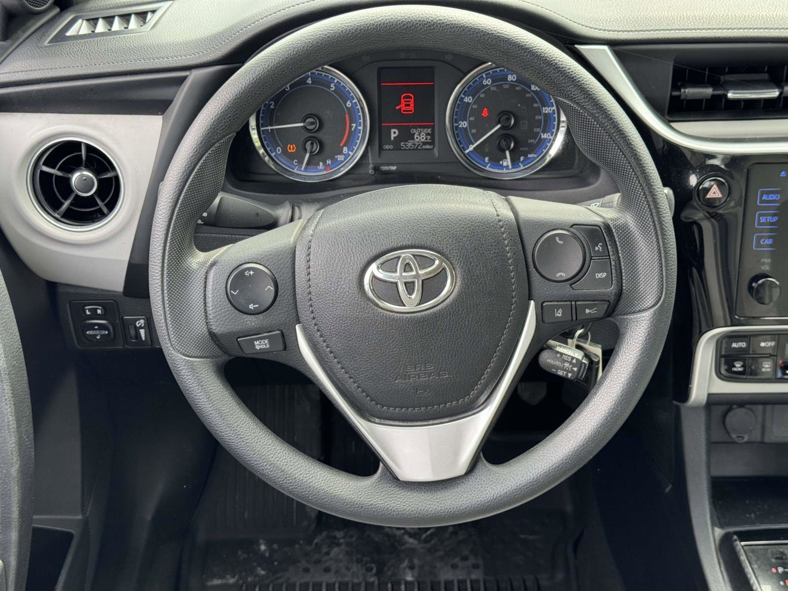 Used 2018 Toyota Corolla LE w/ Body Protection Package FWD image 11