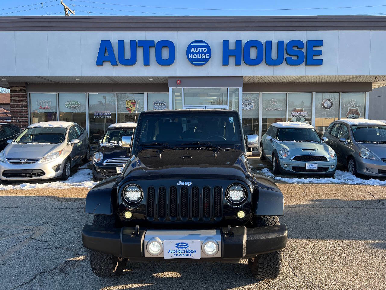Used 2011 Jeep Wrangler Sahara image 2