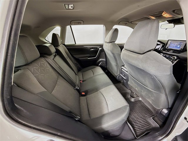 Used 2020 Toyota RAV4 XLE w/ Carpet Mat Package image 29