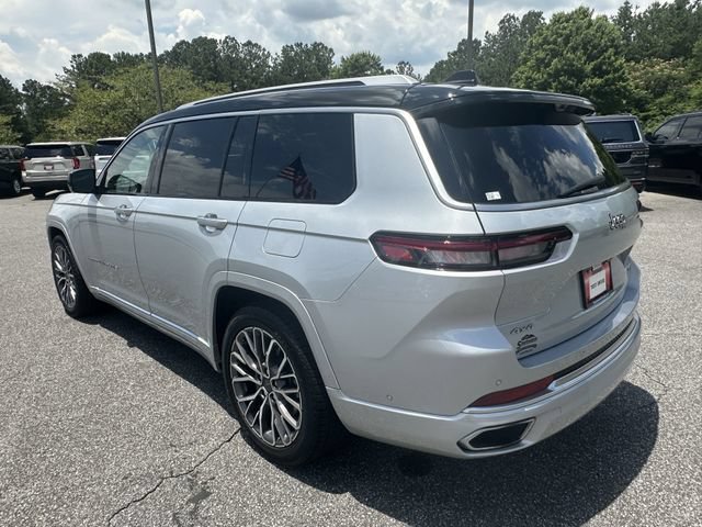 Used 2024 Jeep Grand Cherokee L Summit AWD/4WD image 3